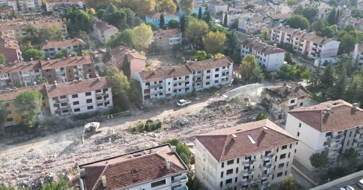 bursa inegolde turgutalp donusumunde yikimlar basladi AyqSnPug.webp