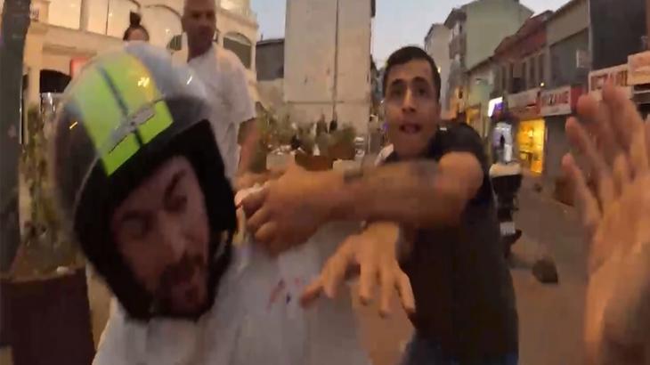 tarlabasinda darbedilen youtuber hayatimin en kotu 10 dakikasiydi ZUXuSkkl.jpg