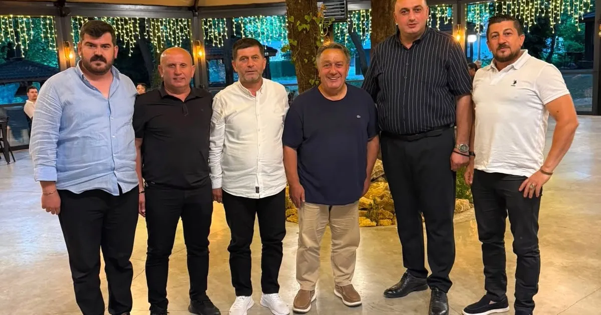 Karadenizin efsane sesinden beykoye ziyaret I5wTNSkP