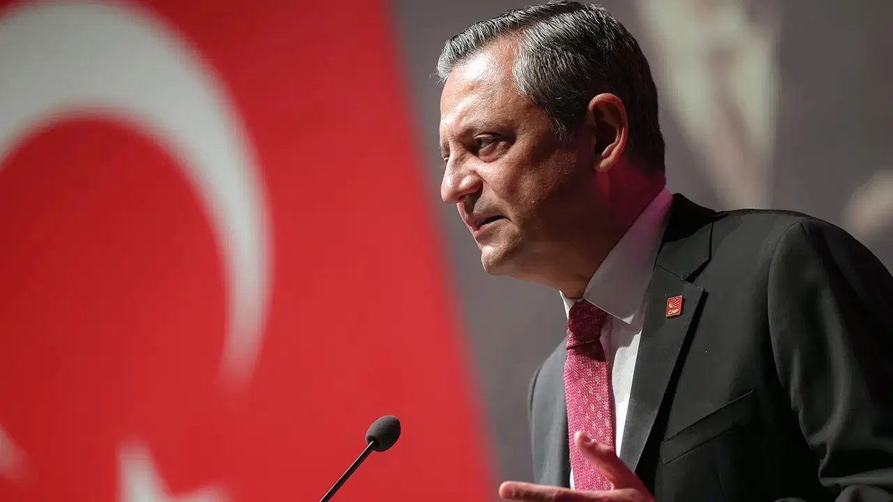 Ozgur ozelden tbmmde myk toplantisi u1HBPC8l